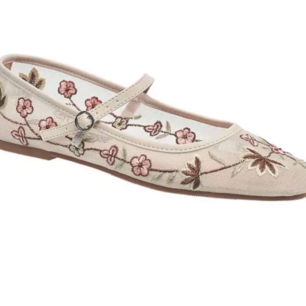 New! French Connection Floral Embroidered Flats - Cream and Pink 7.5 balletcore
